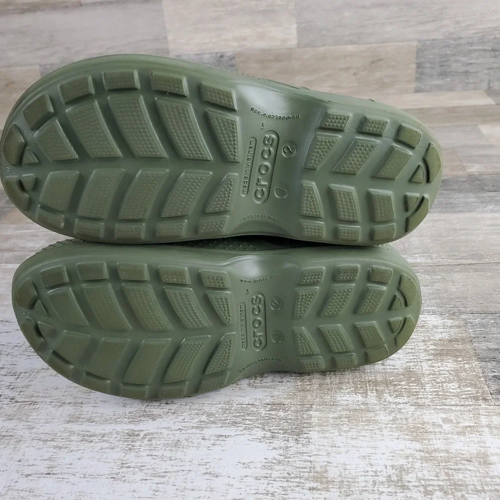 Crocs Handle It Kids Rain Boots Sz 2 Army Green Rubber Handles Slip On Round Toe